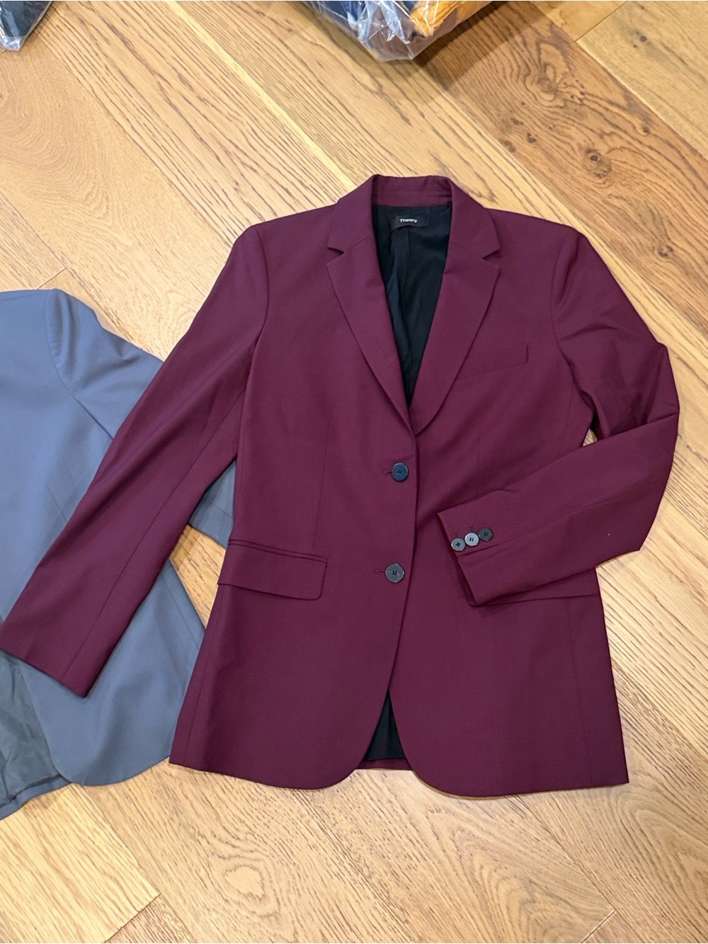 *Theory Blazer Bundle Women's Size 0 Gray Open Front & Burgundy Tailored Jackets - Picture 2 of 12